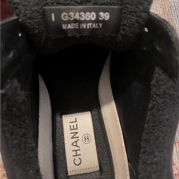 Chanel Low Top Trainer - Picture 7 of 11